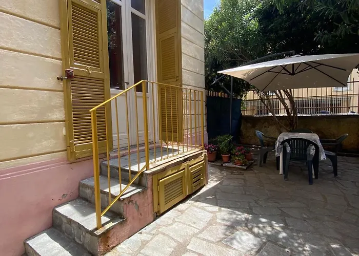 Il Nido Al Mare House アパート